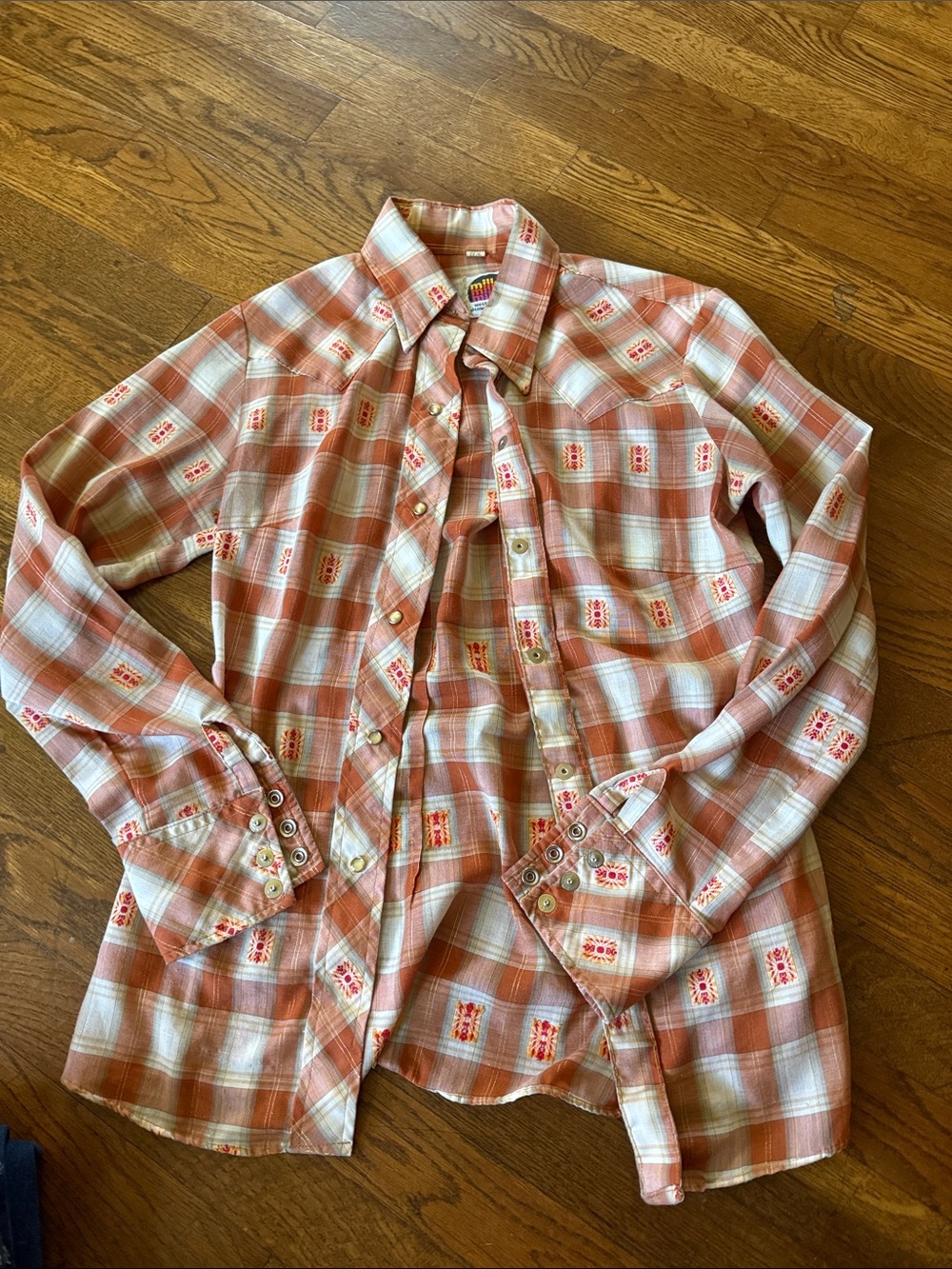 authentic vintage 1970s Miller Western Wear pearl snap shirt.